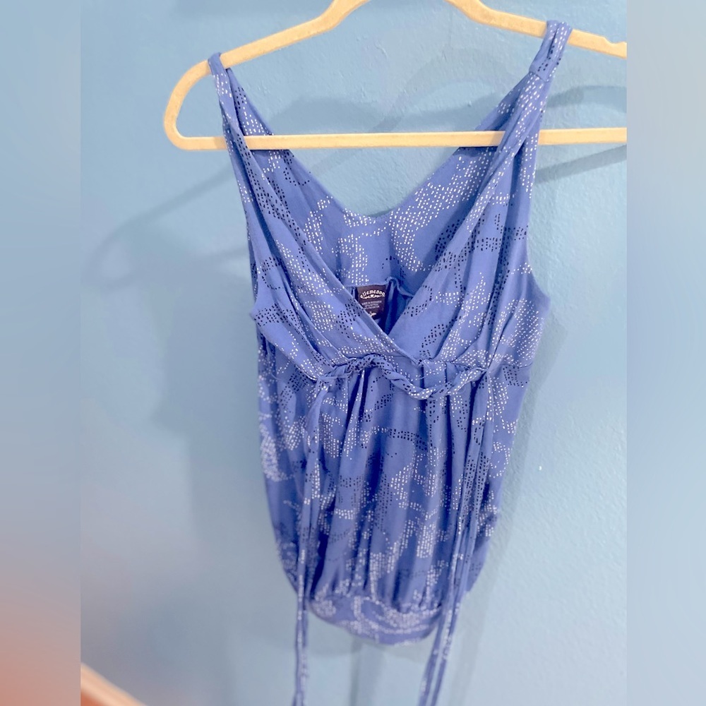 Super cute tank top size small